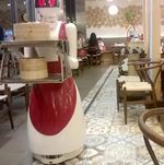 小籠王包子“牽手”正餐 機器人當服務(wù)員|餐飲界