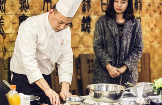 廚師上門O2O平臺轉型“高端定制”能否找到盈利突破口？
