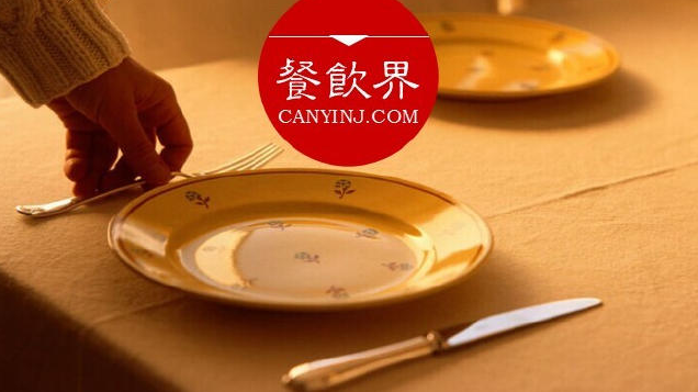 日本咖啡館馬失前蹄，原因竟是品牌升級(jí)？#周末一參#