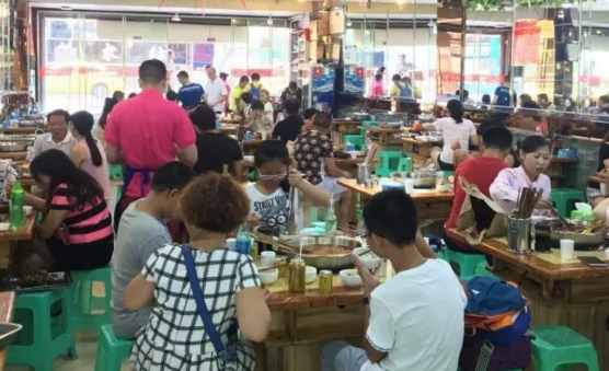 租金漲10倍，串串4角生意怎么做？揭秘重慶最老串串年收100萬