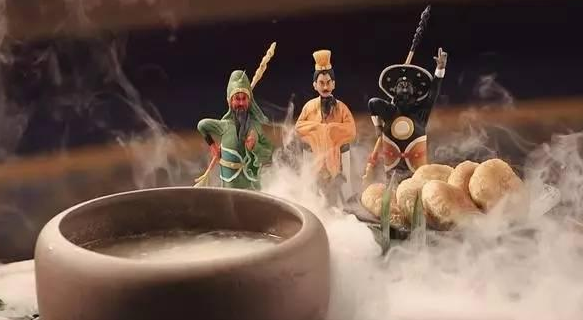 餐飲人注意了：從好吃到好玩，餐飲的底色已經(jīng)大變臉