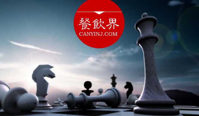 這兩家餐廳想通過(guò)創(chuàng)意營(yíng)銷出奇制勝，卻自損八百，這是為何？ | 案例