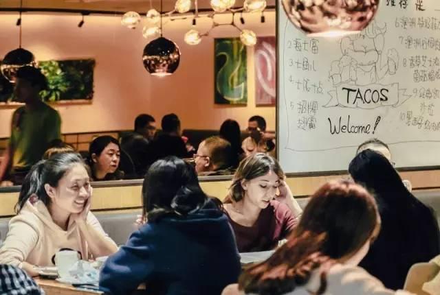 天吶！他開了60多家店，竟然1道菜也不會做|餐飲界