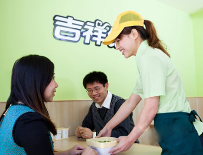 吉祥餛飩董事長(zhǎng)張彪：從3個(gè)人到1萬(wàn)多人，加盟之路是這樣走出來(lái)的|餐飲界