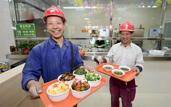 運(yùn)營(yíng)成本高、利潤(rùn)薄，社區(qū)食堂如何擺脫生存尷尬？