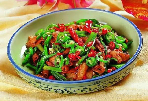 招牌菜不賣免費(fèi)送，老板卻還年賺100萬