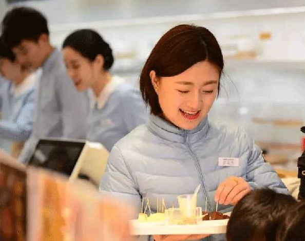 燒掉所有管理手冊(cè)！揭秘中國(guó)“蛋糕王”涅槃重生的秘密