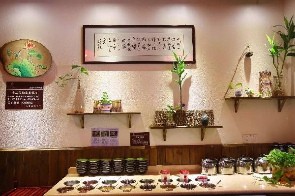 都說素食餐廳95%虧錢，這品牌卻打破了魔咒“狠賺錢”|餐飲界