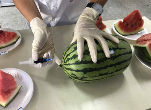 “西瓜打針”“螃蟹打針”，這些食品謠言不足信！
