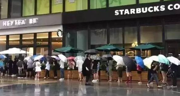 臥底喜茶北京代購群：排隊沒升級，黃牛卻“升級”不少