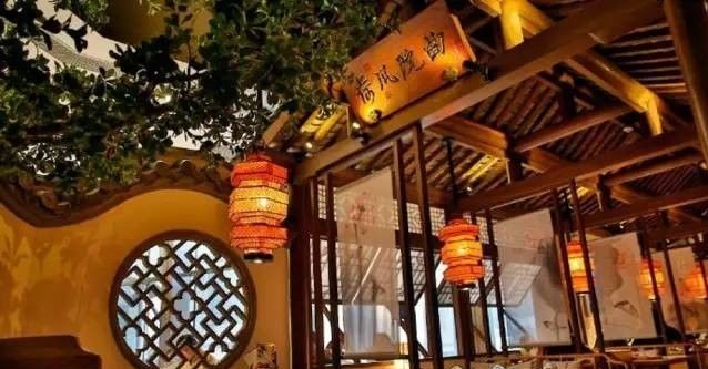開一家火一家，杭幫菜“現(xiàn)象級”排隊背后的商業(yè)邏輯是啥？