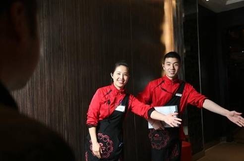 占領北上廣深、布局海外7國，擁有200+門店的海底撈為什么不在重慶開店？