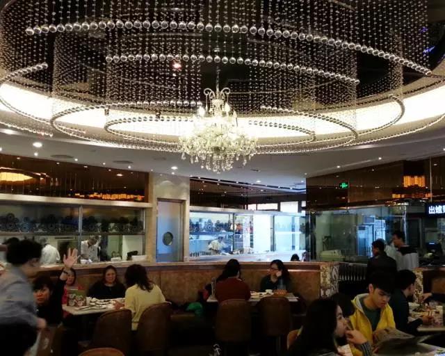 大家樂撤出華東，翠華、稻香業(yè)績下滑……“港式餐飲”怎么了？|餐飲界