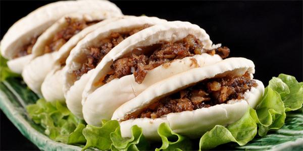 顧客對(duì)菜品口味不滿(mǎn)意，好餐廳是應(yīng)該懟回去，還是給退單？|餐飲界