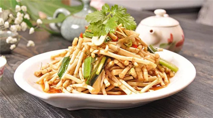 作為美食新食尚，春天吃野菜我們要注意哪些事項(xiàng)呢