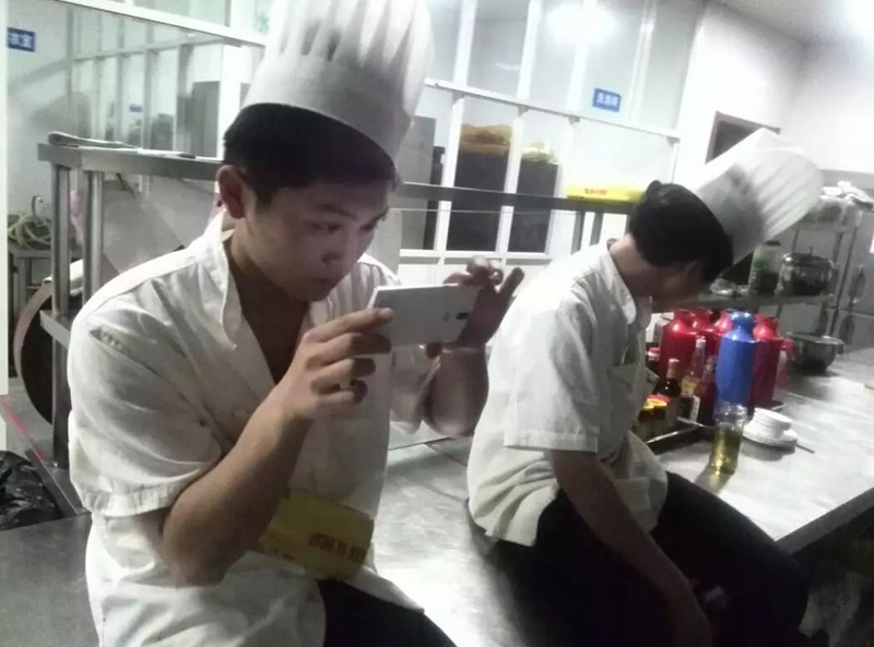 觀察了這些餐廳走下坡路的情況，發(fā)現(xiàn)其中的道道并不簡(jiǎn)單