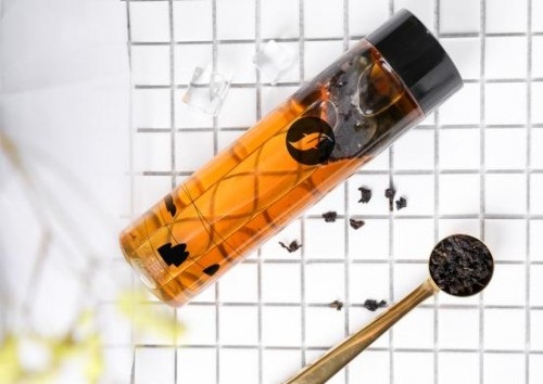 一夫茶網(wǎng)紅文藝短句被刷屏，引領新茶飲“文藝風”