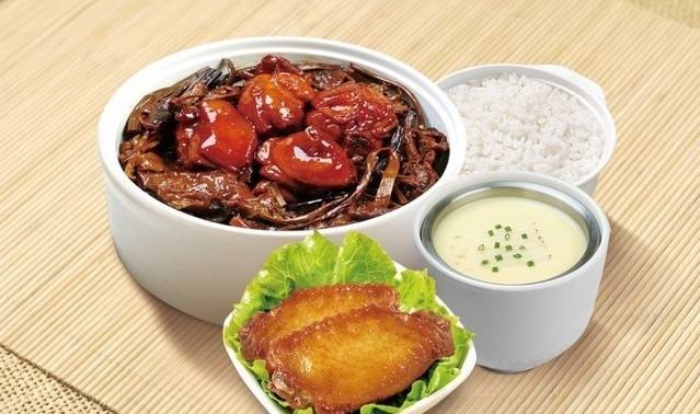 人氣超高，日媒驚嘆中式快餐搶占日本市場(chǎng)