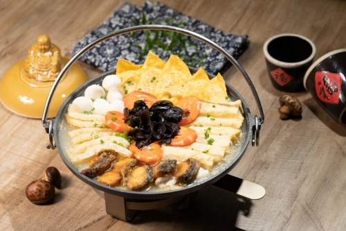 制霸新春朋友圈的蟹狀元年夜飯來(lái)了！
