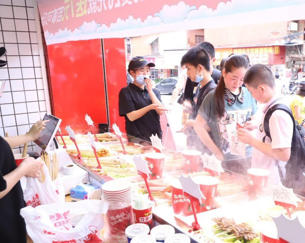 用微信可直接點(diǎn)外賣，騰訊推出企業(yè)推幫餐館自動(dòng)攬客