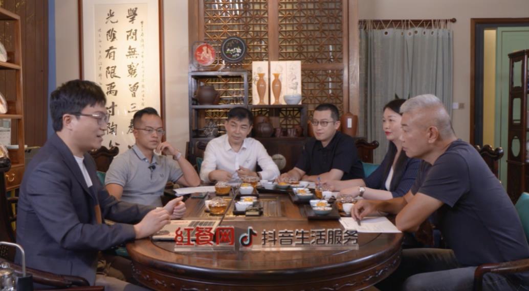 18位餐飲人齊聚，共同探討特殊時期線上經(jīng)營新趨勢、增長新方法