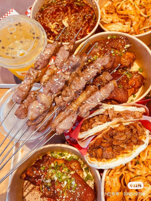 西少爺發(fā)力夜生活，羊肉串賣斷貨！