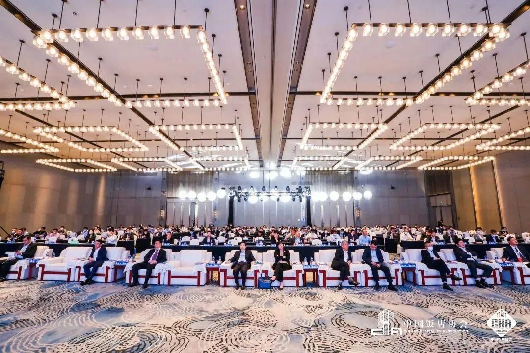 喜報！潘多拉飲食集團榮獲“2022年度團餐領(lǐng)跑者TOP100”