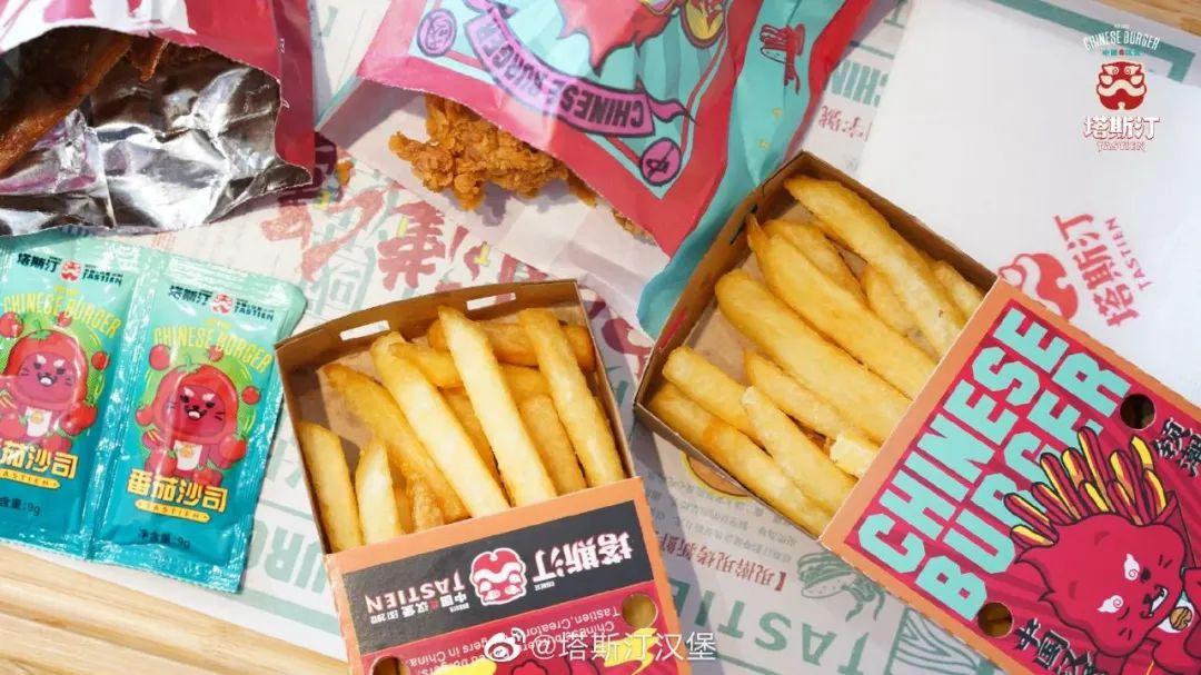 三年涌現(xiàn)3000家店，“中國(guó)漢堡 · 塔斯汀的逆襲之路”|餐飲界