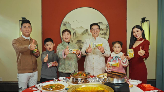 春節(jié)爆火出圈！天冰這波操作太驚艷
